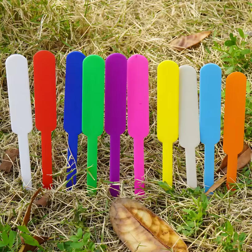 100 Etichette in Plastica per  - Gardening Tools Labeled recensione e prezzo