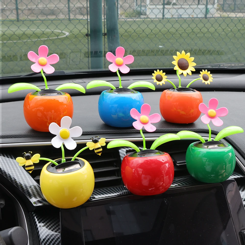 Ornamento per auto Danza ad en - Gardening Tools Cute recensione e prezzo