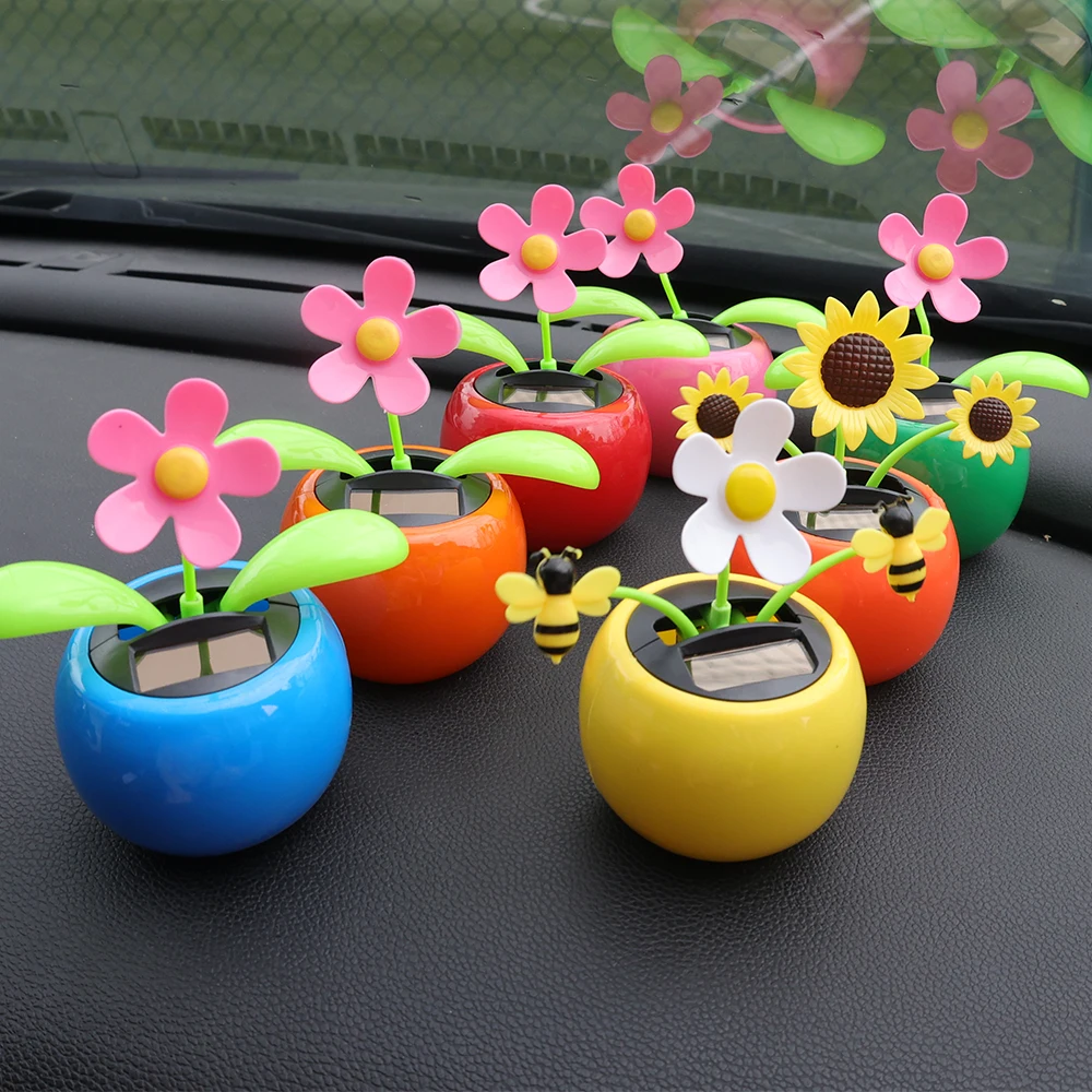 Ornamento per auto Danza ad en - Gardening Tools Cute recensione e prezzo