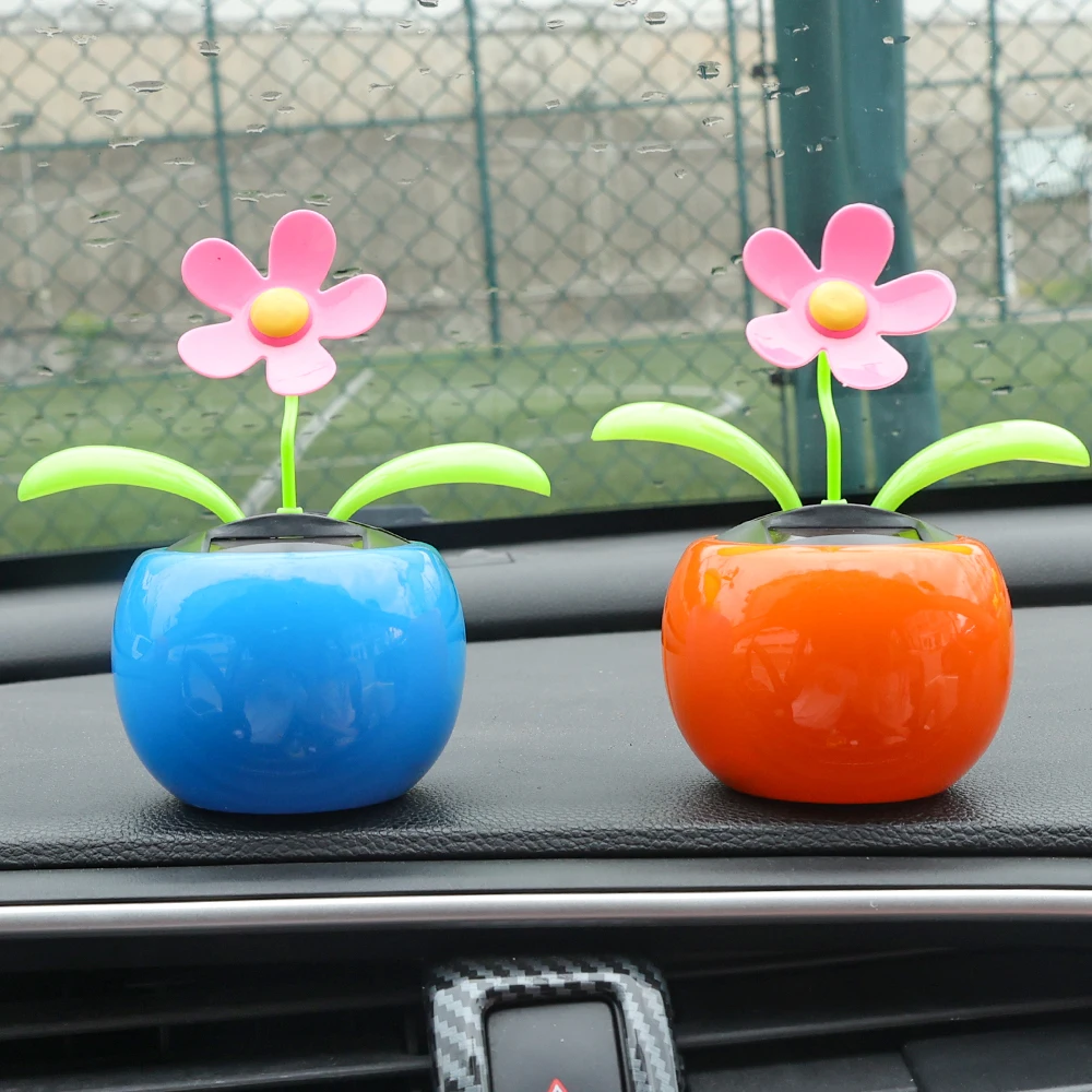 Ornamento per auto Danza ad en - Gardening Tools Cute recensione e prezzo